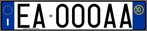 Matrícula italiana EA000AA correspondiente a mayo de 2010
