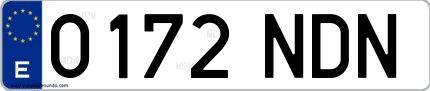 Ejemplo de matrícula española 0172 NDN