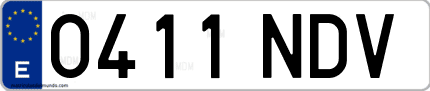Ejemplo de matrícula de coche ordinaria 0411 NDV