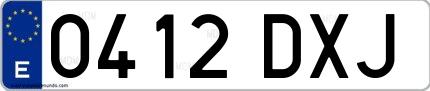 Ejemplo de matrícula española 0412 DXJ
