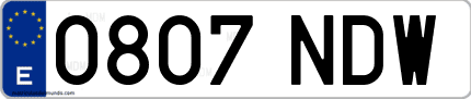 Ejemplo de matrícula de coche ordinaria 0807 NDW
