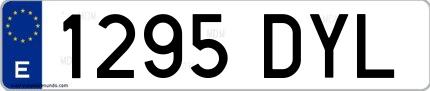 Ejemplo de matrícula española 1295 DYL