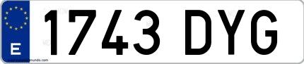 Ejemplo de matrícula española 1743 DYG