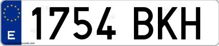 Ejemplo de matrícula española 1754 BKH