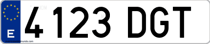 Ejemplo de matrícula de coche ordinaria 4123 DGT