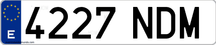 Ejemplo de matrícula de coche ordinaria 4227 NDM