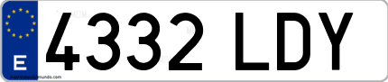 Ejemplo de matrícula de coche ordinaria 4332 LDY