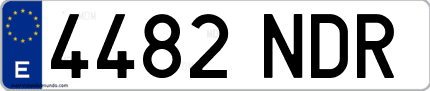 Ejemplo de matrícula de coche ordinaria 4482 NDR