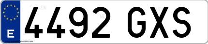 Ejemplo de matrícula española 4492 GXS
