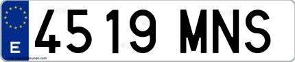 Ejemplo de matrícula española 4519 MNS