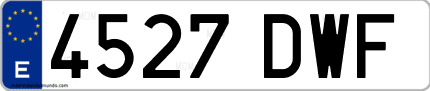 Ejemplo de matrícula de coche ordinaria 4527 DWF