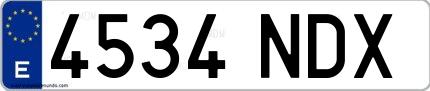 Ejemplo de matrícula española 4534 NDX