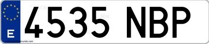 Ejemplo de matrícula española 4535 NBP