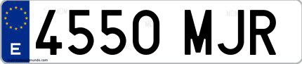 Ejemplo de matrícula española 4550 MJR