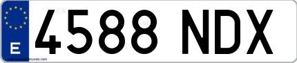 Ejemplo de matrícula española 4588 NDX
