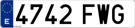Ejemplo de matrícula española 4742 FWG