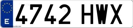Ejemplo de matrícula española 4742 HWX