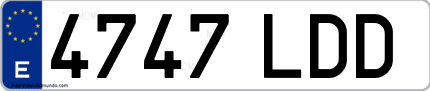 Ejemplo de matrícula de coche ordinaria 4747 LDD