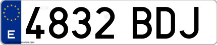 Ejemplo de matrícula de coche ordinaria 4832 BDJ