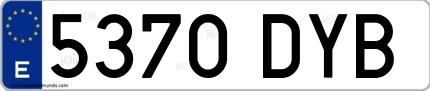 Ejemplo de matrícula española 5370 DYB