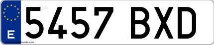 Ejemplo de matrícula española 5457 BXD