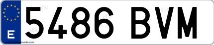 Ejemplo de matrícula española 5486 BVM