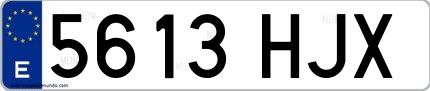 Ejemplo de matrícula española 5613 HJX