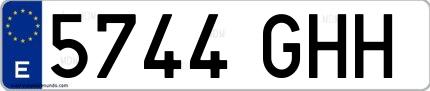 Ejemplo de matrícula española 5744 GHH