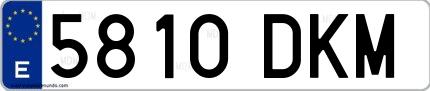 Ejemplo de matrícula española 5810 DKM