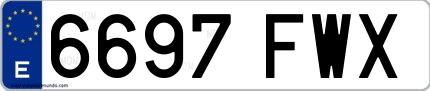 Ejemplo de matrícula española 6697 FWX