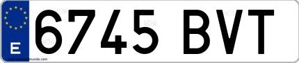 Ejemplo de matrícula española 6745 BVT
