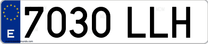 Ejemplo de matrícula de coche ordinaria 7030 LLH
