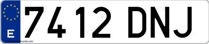 Ejemplo de matrícula española 7412 DNJ