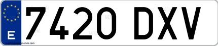 Ejemplo de matrícula española 7420 DXV
