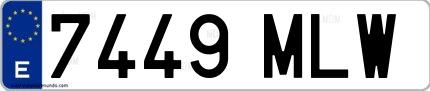 Ejemplo de matrícula española 7449 MLW