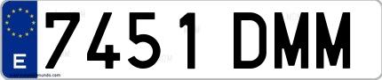 Ejemplo de matrícula española 7451 DMM