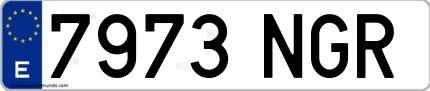 Ejemplo de matrícula española 7973 NGR