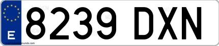 Ejemplo de matrícula española 8239 DXN