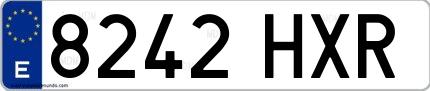 Ejemplo de matrícula española 8242 HXR