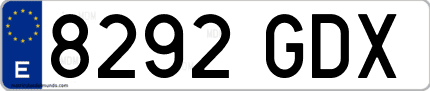 Ejemplo de matrícula de coche ordinaria 8292 GDX