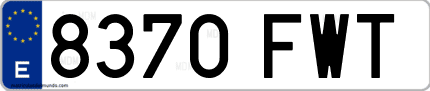 Ejemplo de matrícula de coche ordinaria 8370 FWT