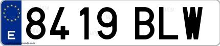 Ejemplo de matrícula española 8419 BLW