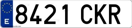 Ejemplo de matrícula española 8421 CKR
