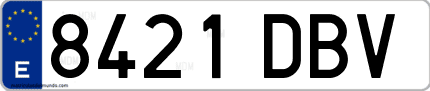 Ejemplo de matrícula de coche ordinaria 8421 DBV