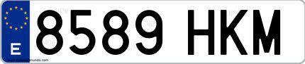 Ejemplo de matrícula española 8589 HKM