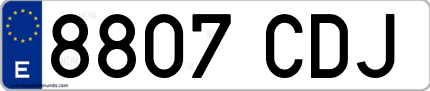 Ejemplo de matrícula de coche ordinaria 8807 CDJ