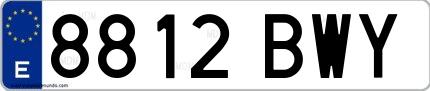 Ejemplo de matrícula española 8812 BWY