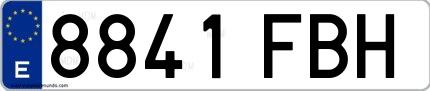 Ejemplo de matrícula española 8841 FBH