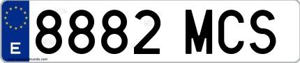 Ejemplo de matrícula española 8882 MCS