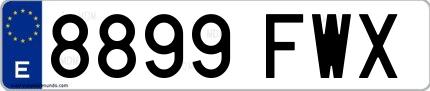 Ejemplo de matrícula española 8899 FWX